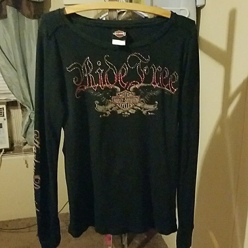 Ladies long sleeve Harley Davidson shirt with a li